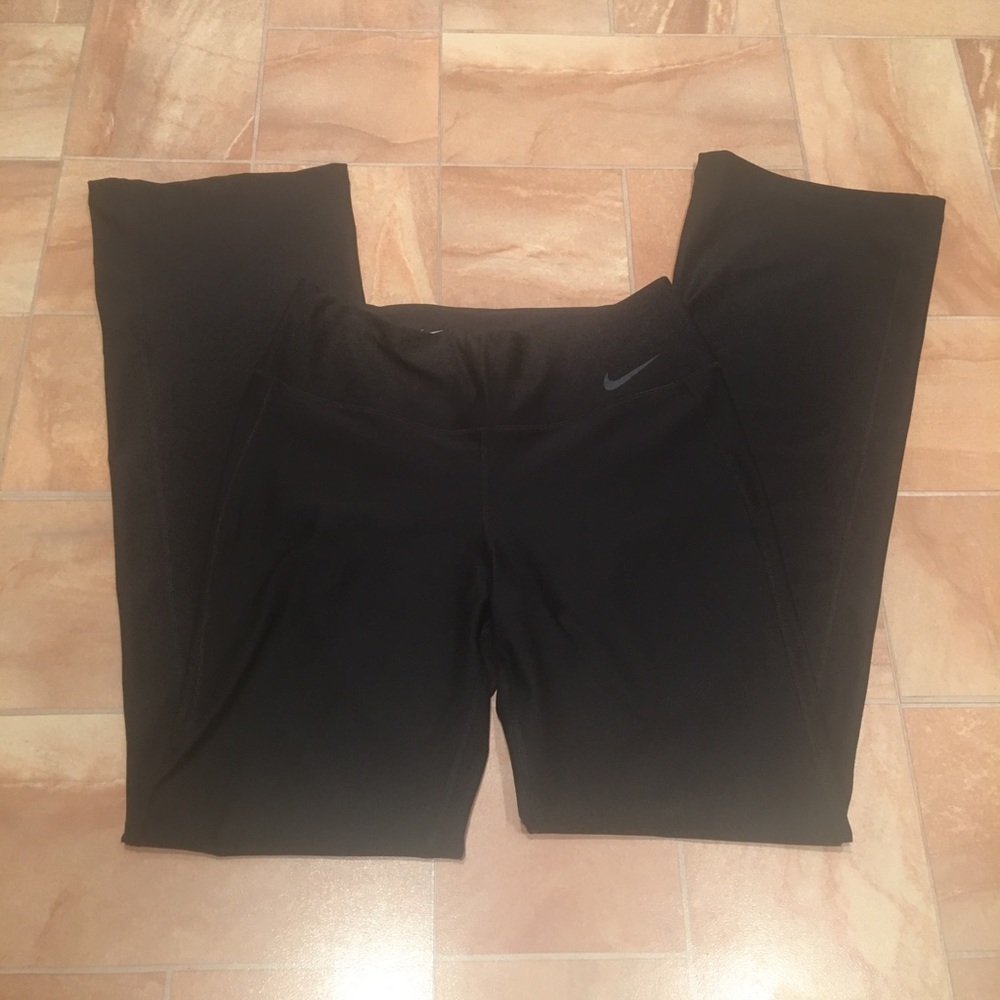 Nike Women’s Black Dri-Fit High Waisted Flare Leggings Pants
